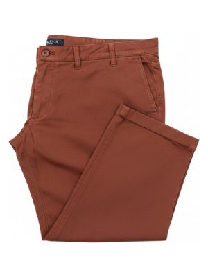 pantalones chinos · marrón rojizo