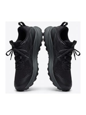 trail running shoes