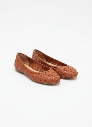 woven flat shoes