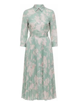vestido midi camisero plisado con estampado floral y cinturón · verde menta y rosa claro
