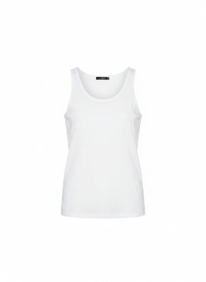sleeveless top