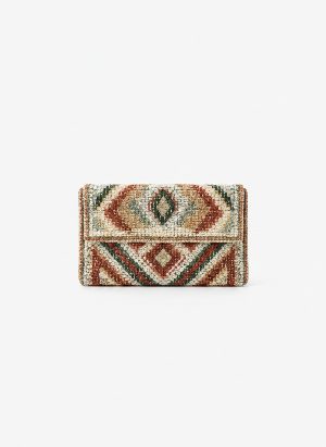 Geometric pattern clutch