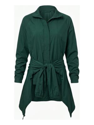 chaqueta ligera atada a la cintura