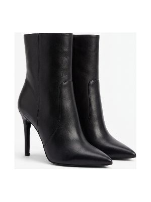 heeled ankle boots