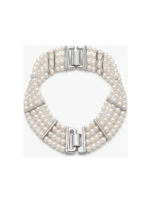 pearl necklace
