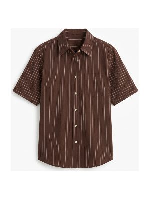 camisa de manga corta a rayas · marrón