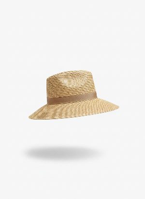 Wide-brimmed straw hat