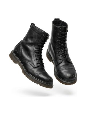 combat boots