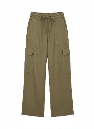 wide-leg cargo pants
