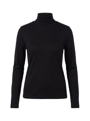 turtleneck sweater