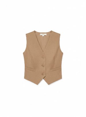sleeveless vest