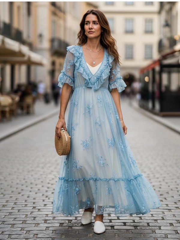 Azul Cielo Soñador: Tu Look Primaveral Ideal