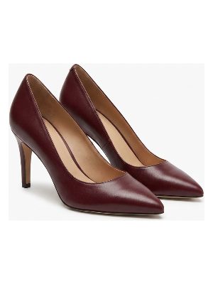 heeled pumps