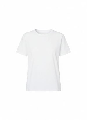 short-sleeved t-shirt
