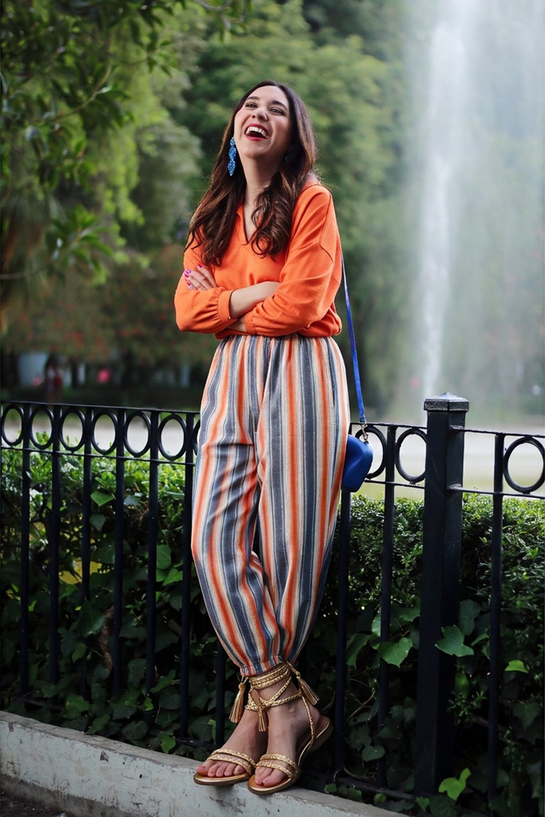 ¡Este look es una explosión de color y alegría! · Outfit de Paulina Arredondo