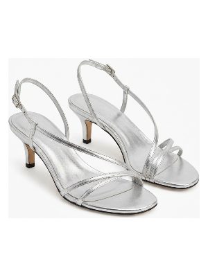 low-heeled sandals